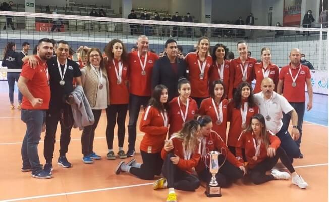 Mersin Büyükşehir Belediyesi GSK Kadın Voleybol Takımı Birinci Lige Çıktı!