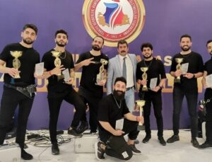 Tarsus Show Time Ekibi Antalya’da Çukurova Bölge Birincisi Oldu