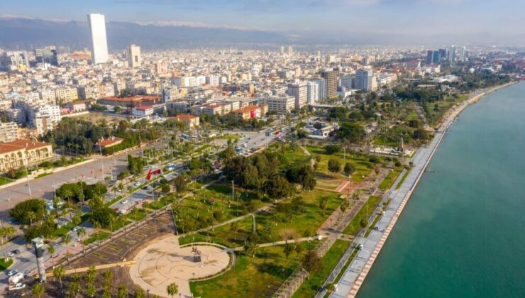 Vahap Seçer: “Atatürk Parkı ile Kültür Parkının Tahsisleri Bize Verilmeli”