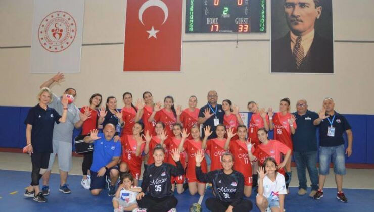 Mersin Büyükşehir GSK Kadın Hentbol Takımı 1.Lig’e Yükseldi