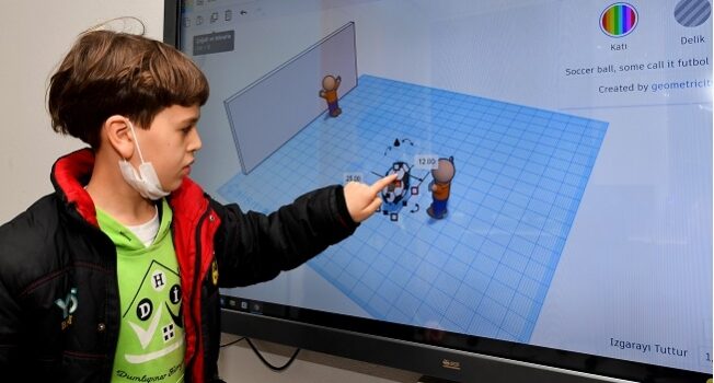 170 Çocuk Teknoloji Atölyesinde Bilimin Işığında Yetişiyor