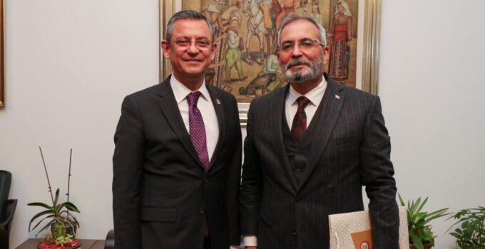 Haluk Bozdoğan Tarsus’ta Kamuoyu Araştırmalarında Önde