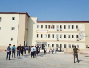 Mersin’de İki Öğretmene ‘Dini Eğitimi Engelleme’ Cezası