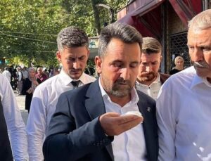 Festivalde Ak Parti Mut  İlçe Başkanına Saldırı