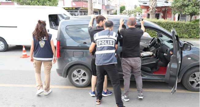 Mersin’de Yıkılan Okulların Çevresinde Asayiş Denetimleri Artırıldı.